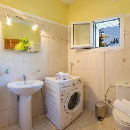 Oli Terra Apartment Lefkada City